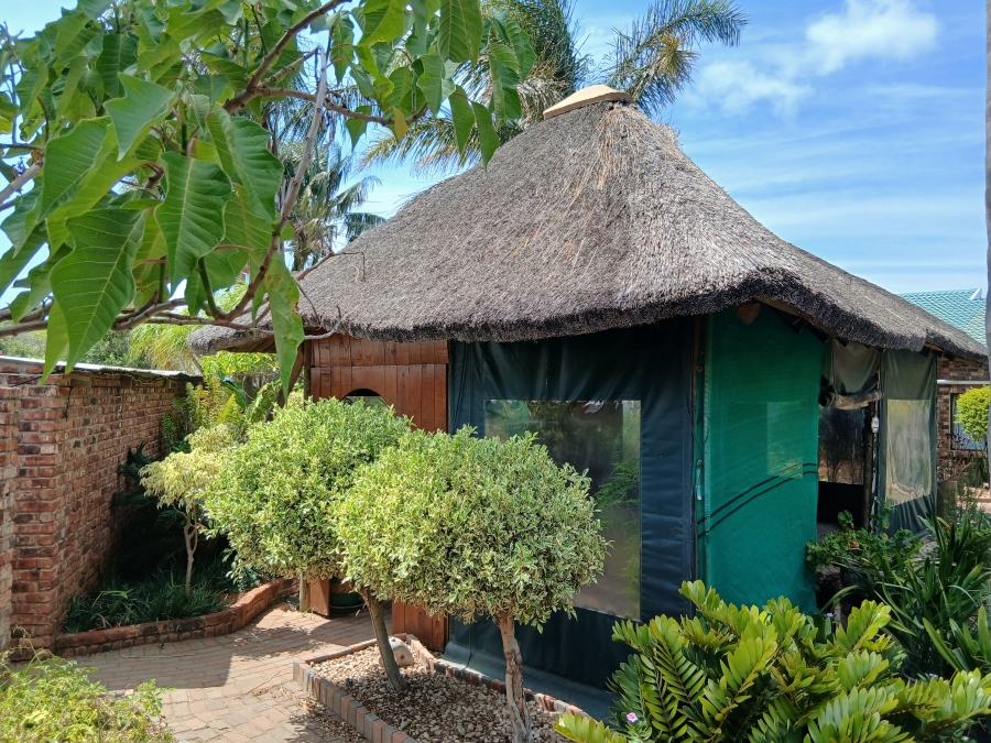 Commercial Property for Sale in C Place Eastern Cape